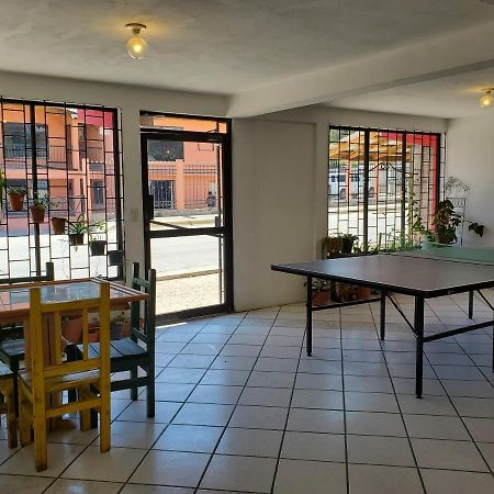 Hostal Pata De Perro كريل المظهر الخارجي الصورة