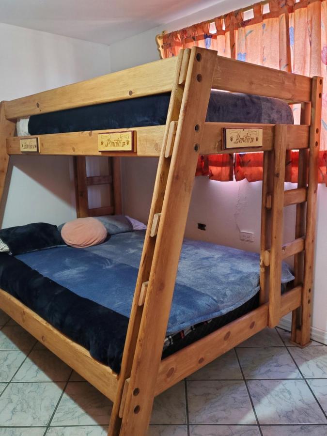 Hostal Pata De Perro كريل المظهر الخارجي الصورة