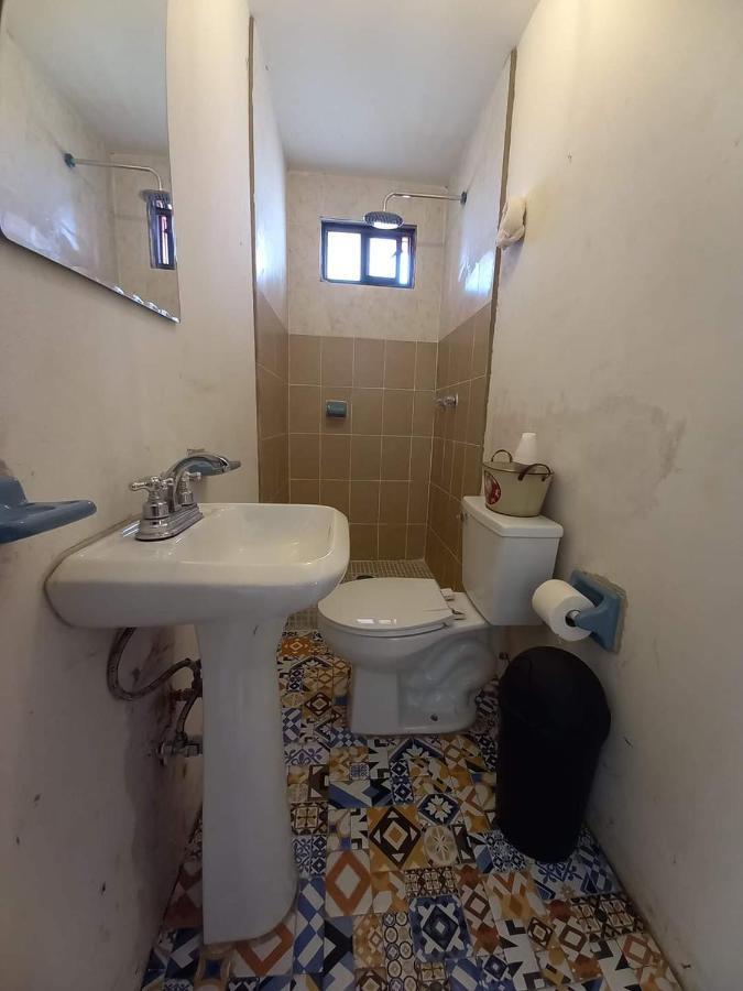 Hostal Pata De Perro كريل المظهر الخارجي الصورة